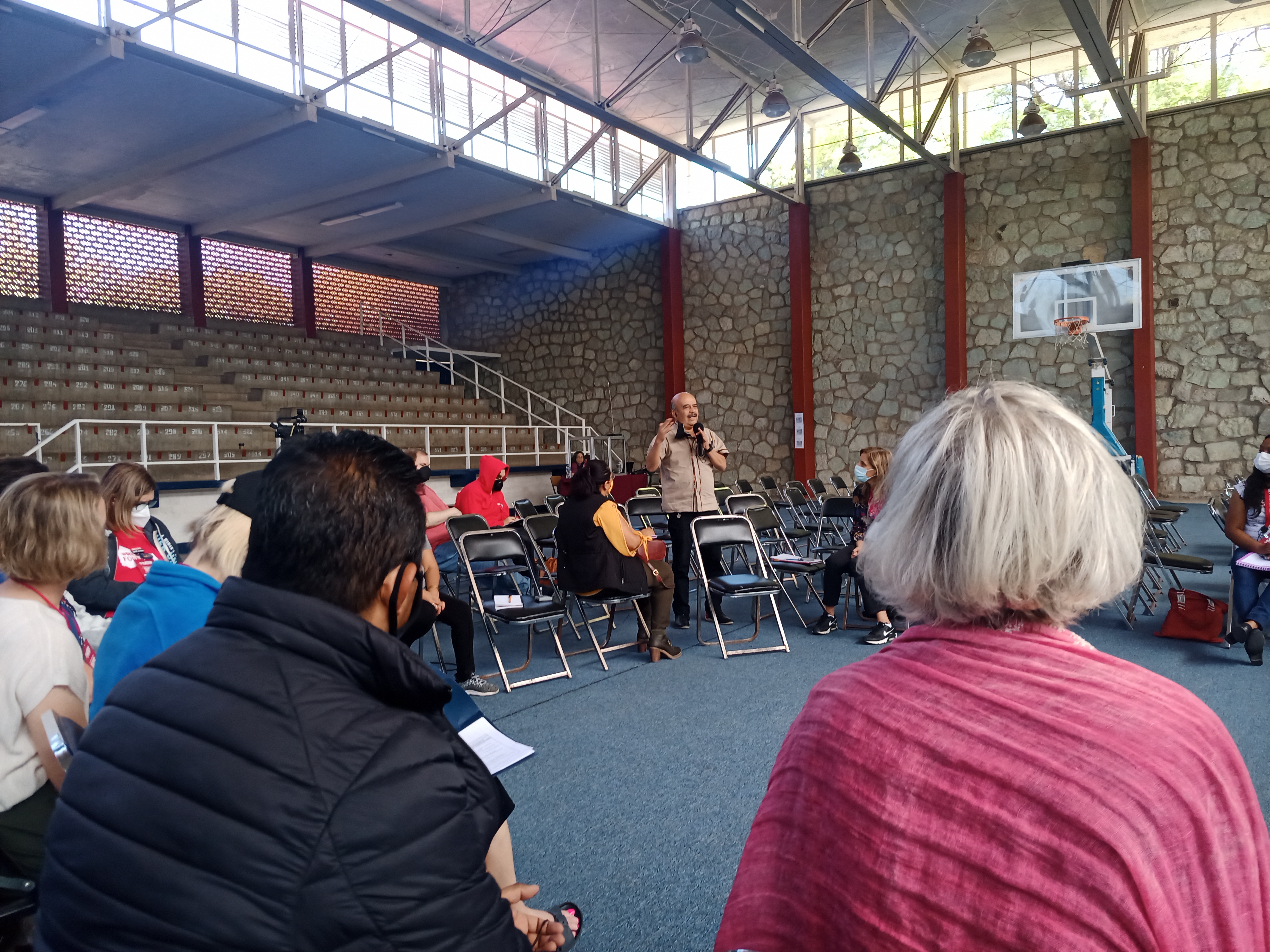 foto visita a escuela rural