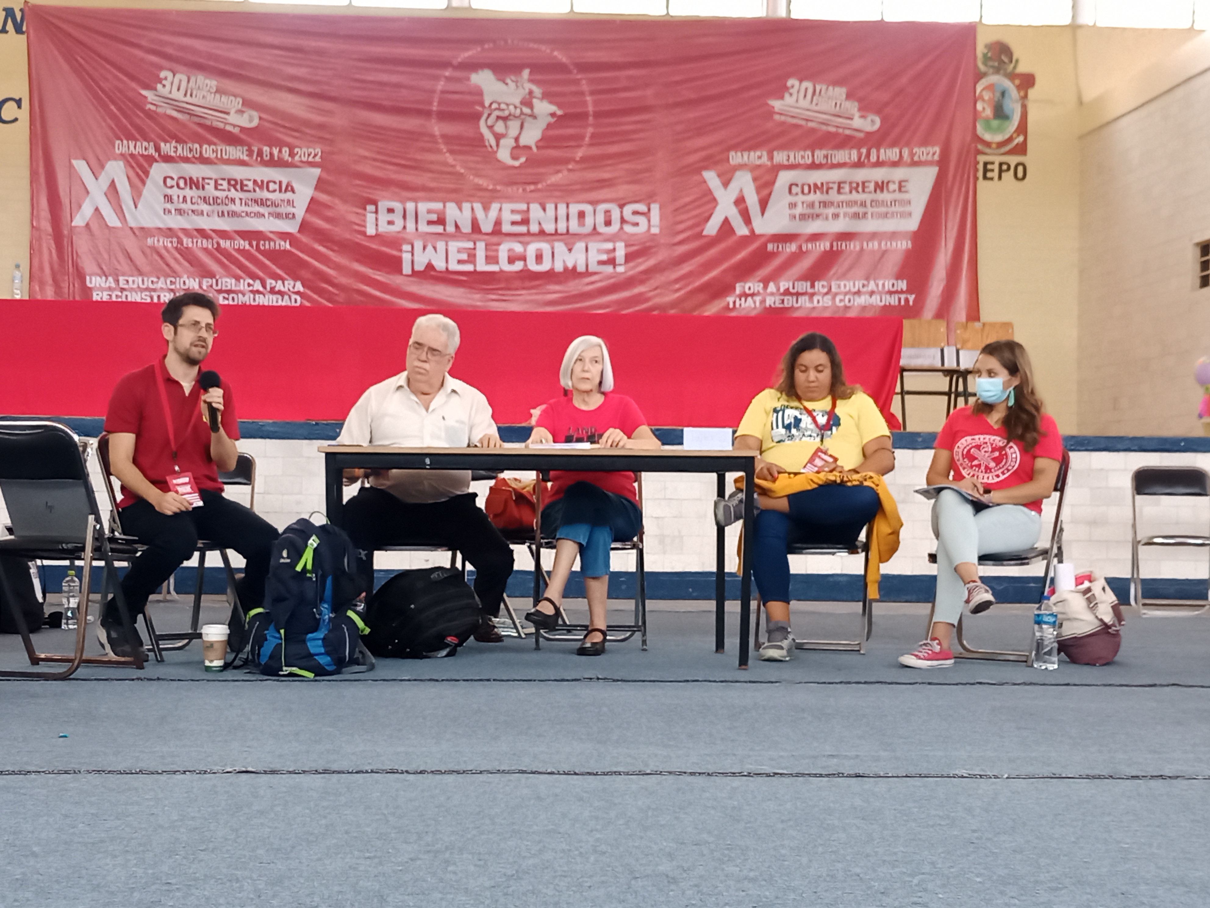 foto visita a escuela rural