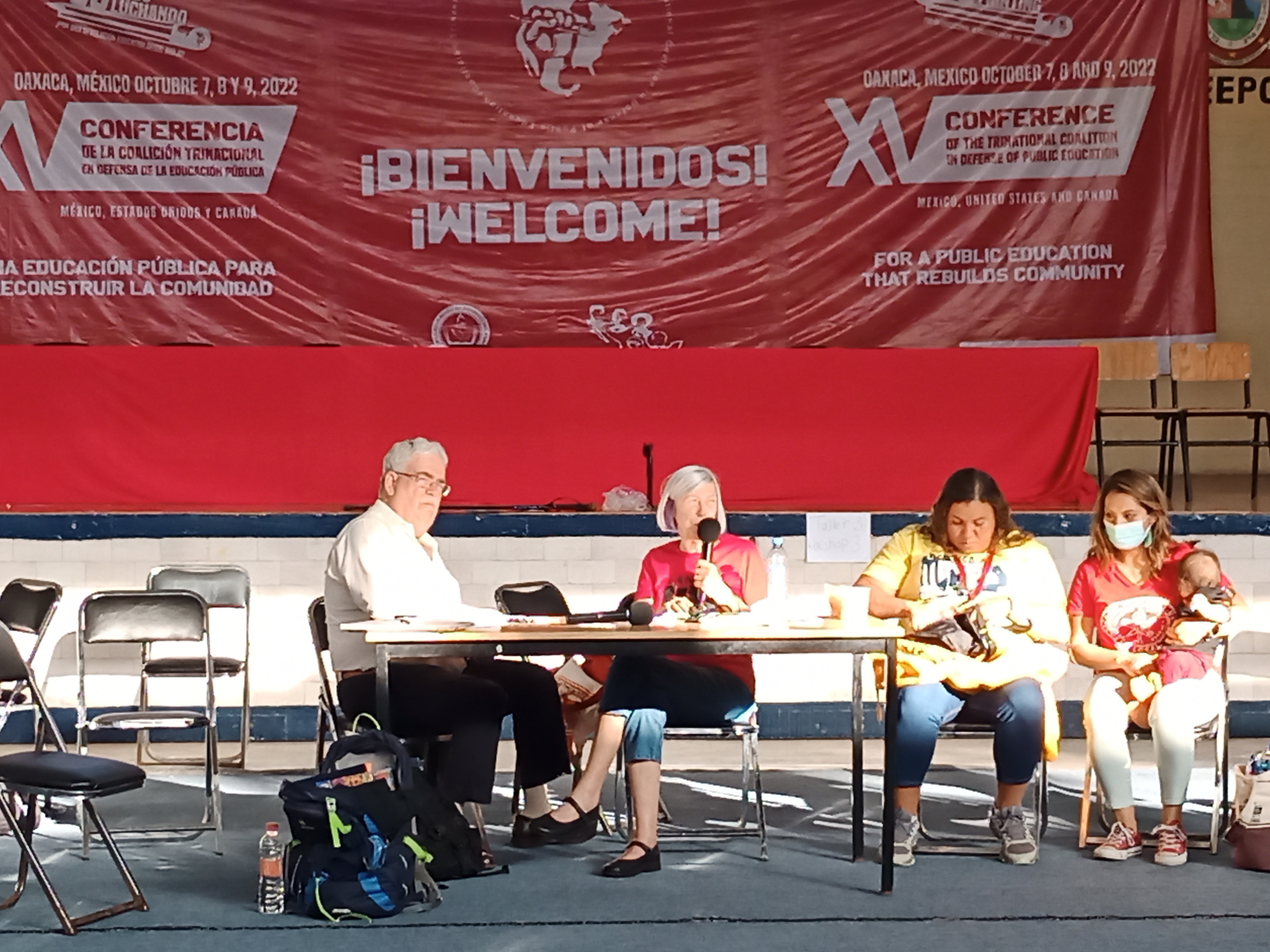 foto visita a escuela rural