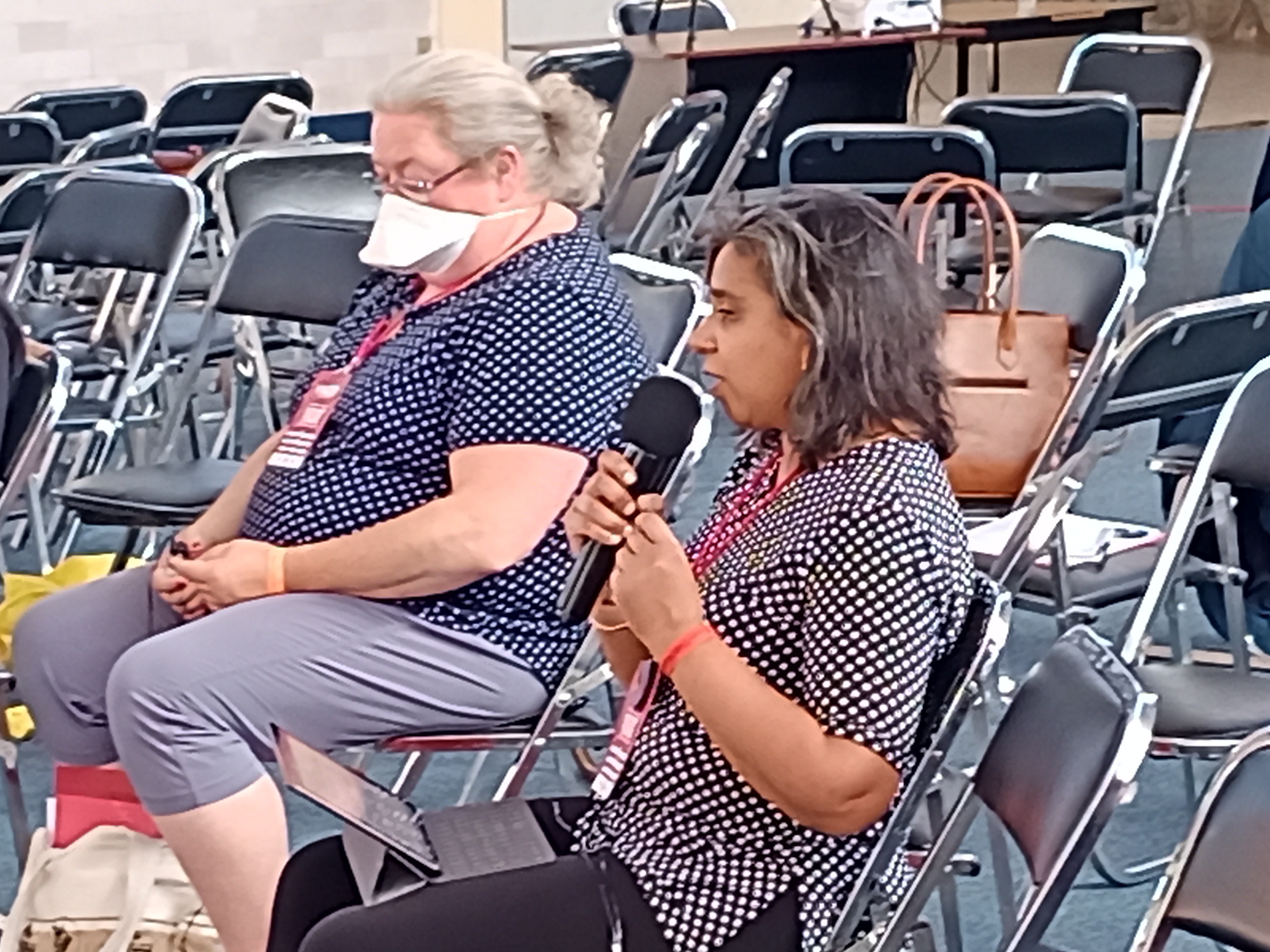 foto visita a escuela rural