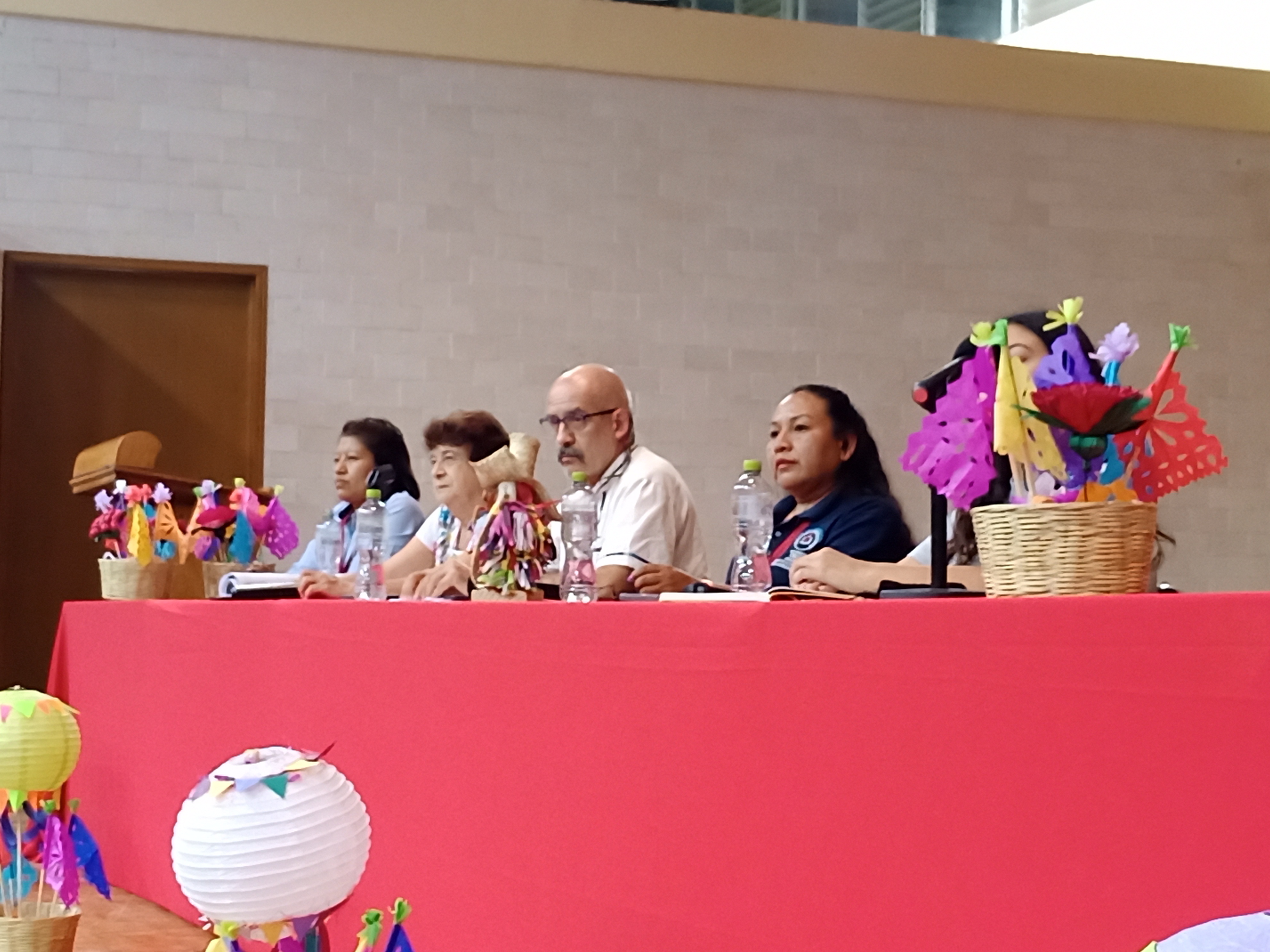 foto visita a escuela rural