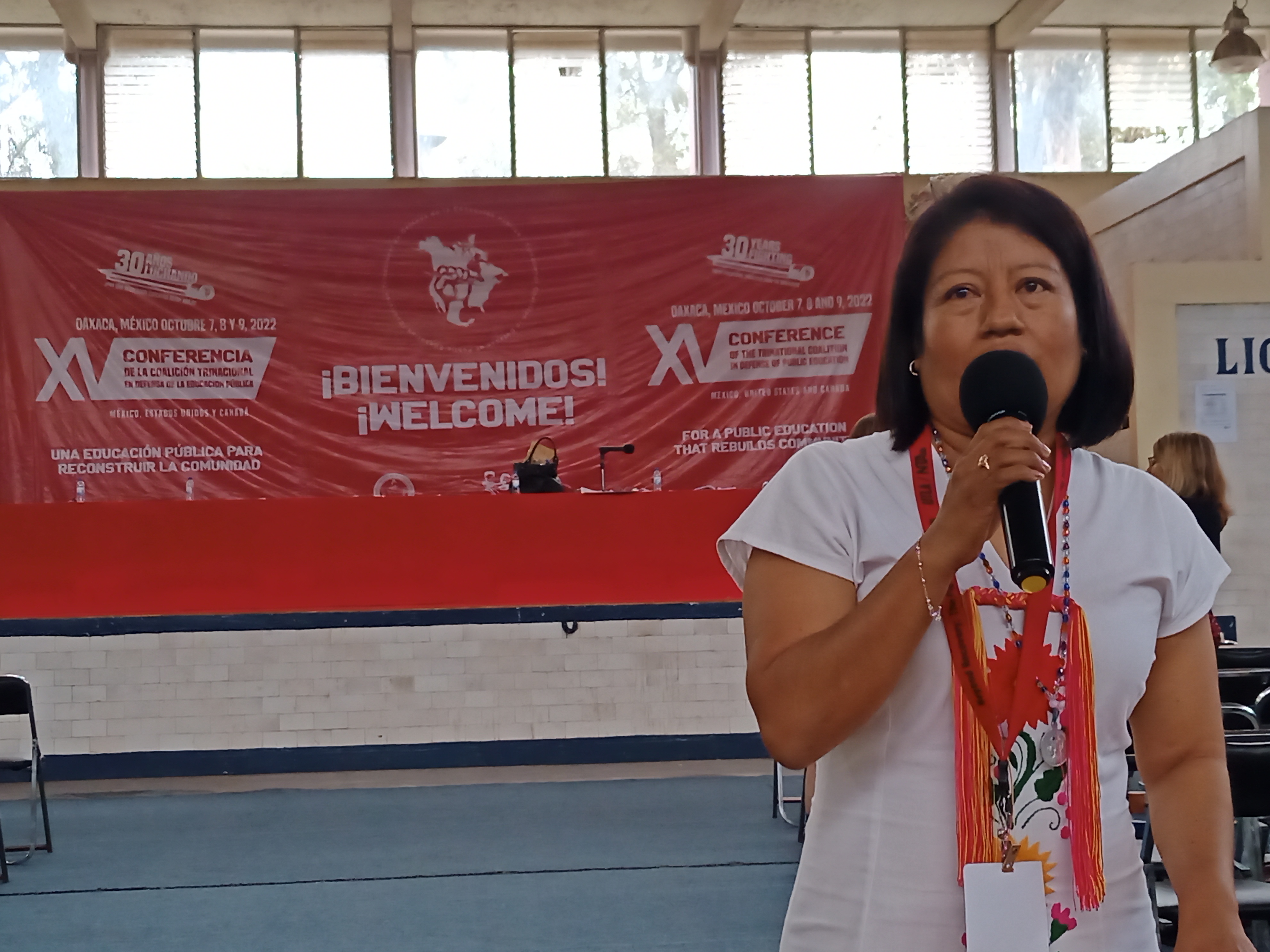 foto visita a escuela rural