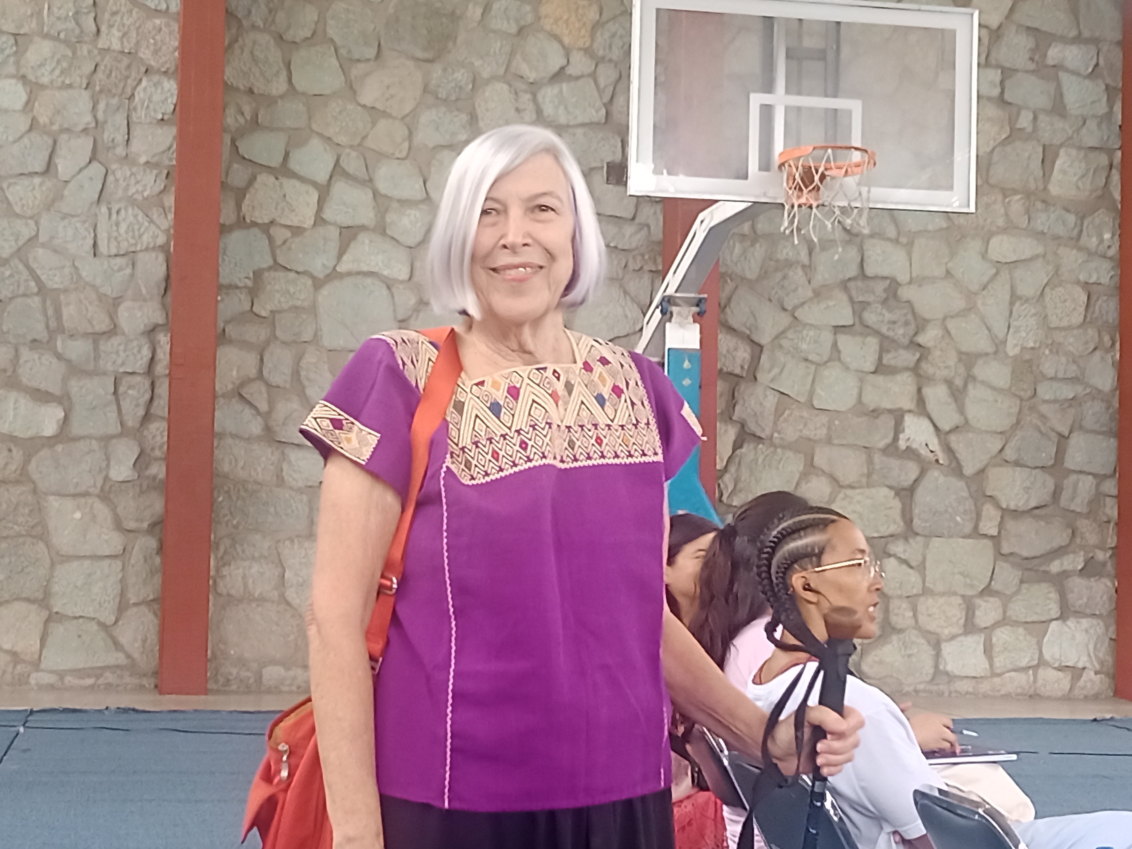 foto visita a escuela rural