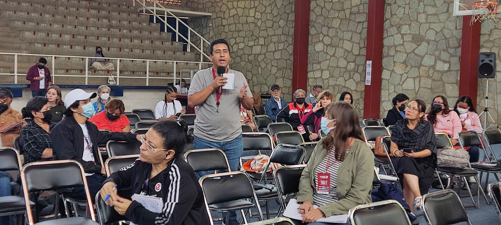 foto visita a escuela rural