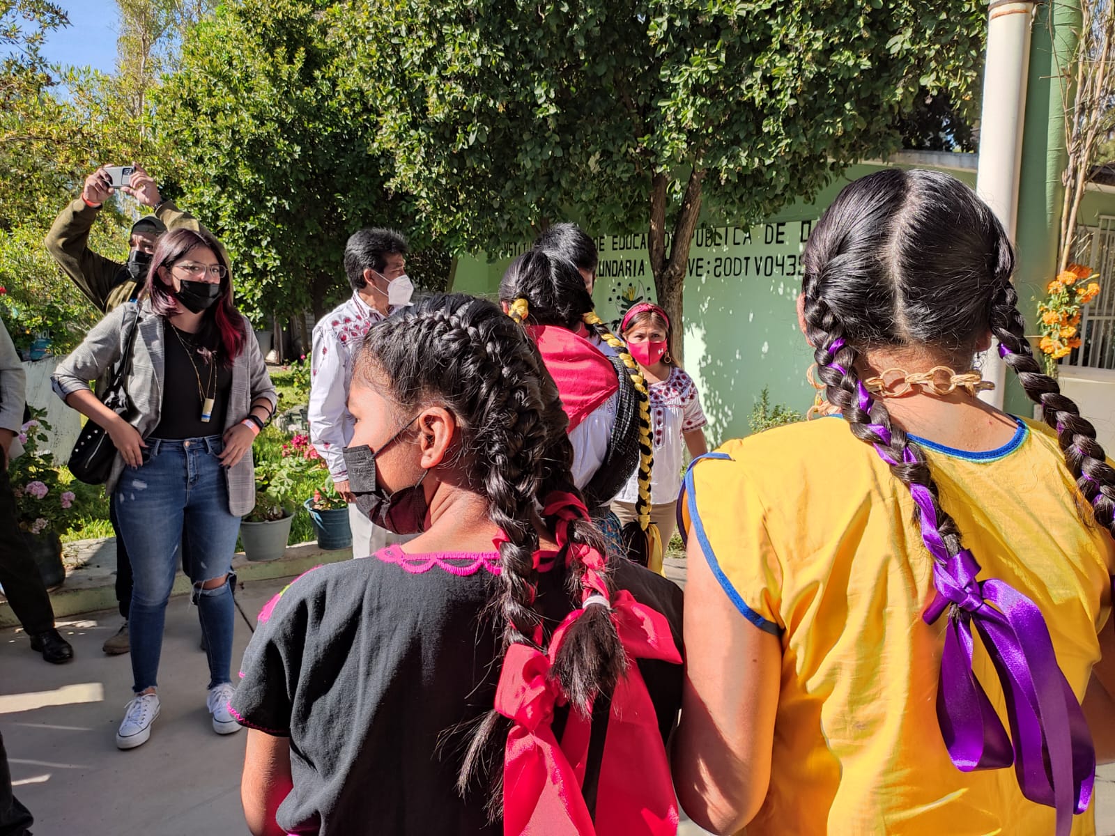 foto visita a escuela rural