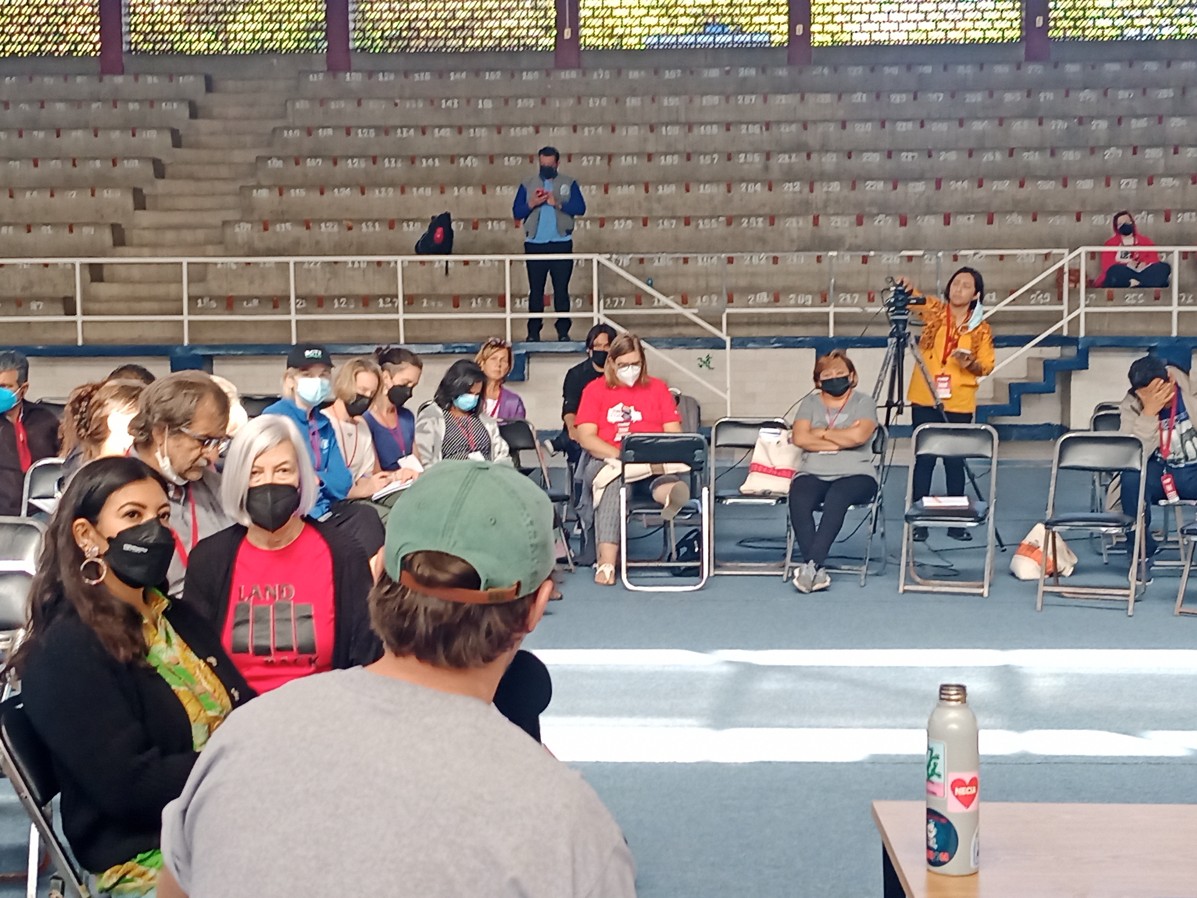 foto visita a escuela rural