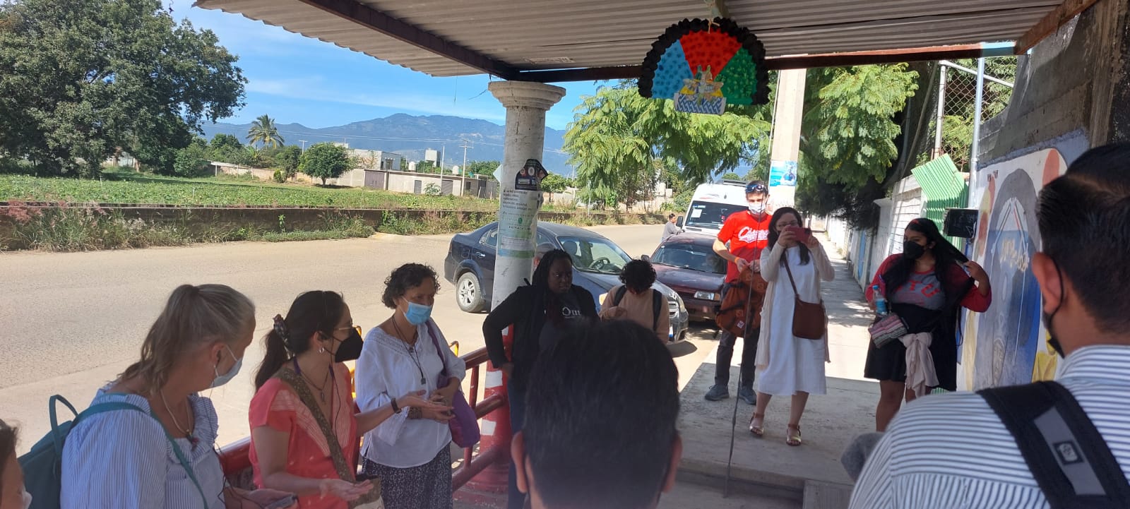 foto visita a escuela rural