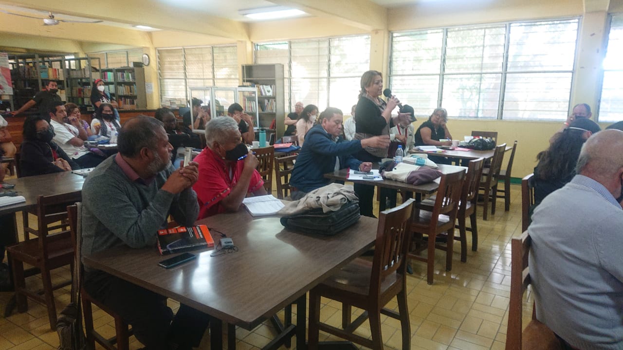 foto visita a escuela rural