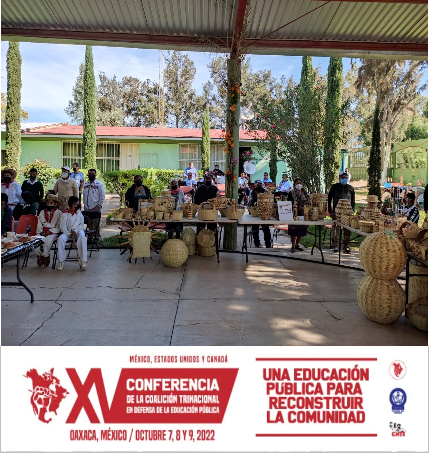 foto visita a escuela rural