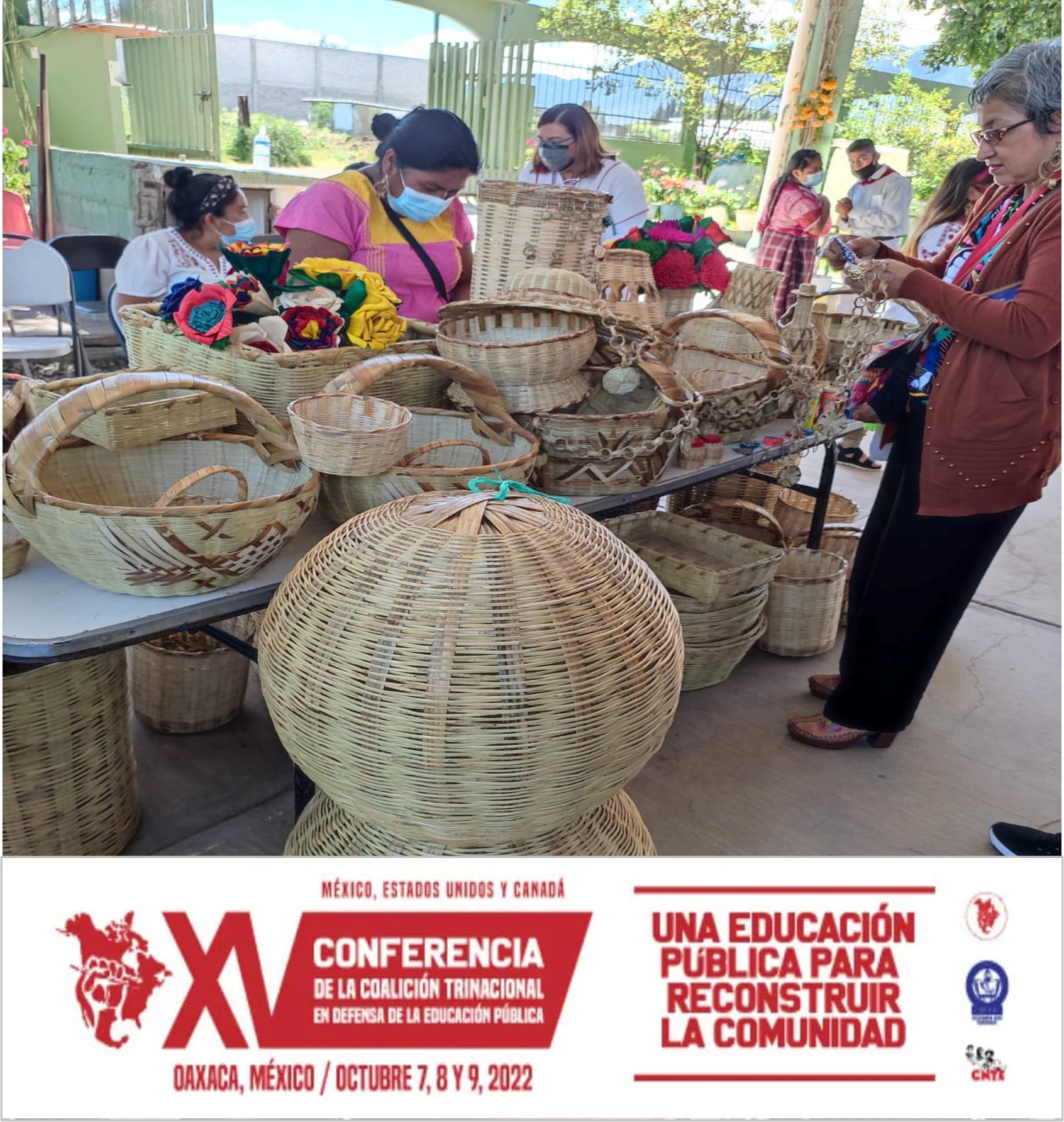 foto visita a escuela rural